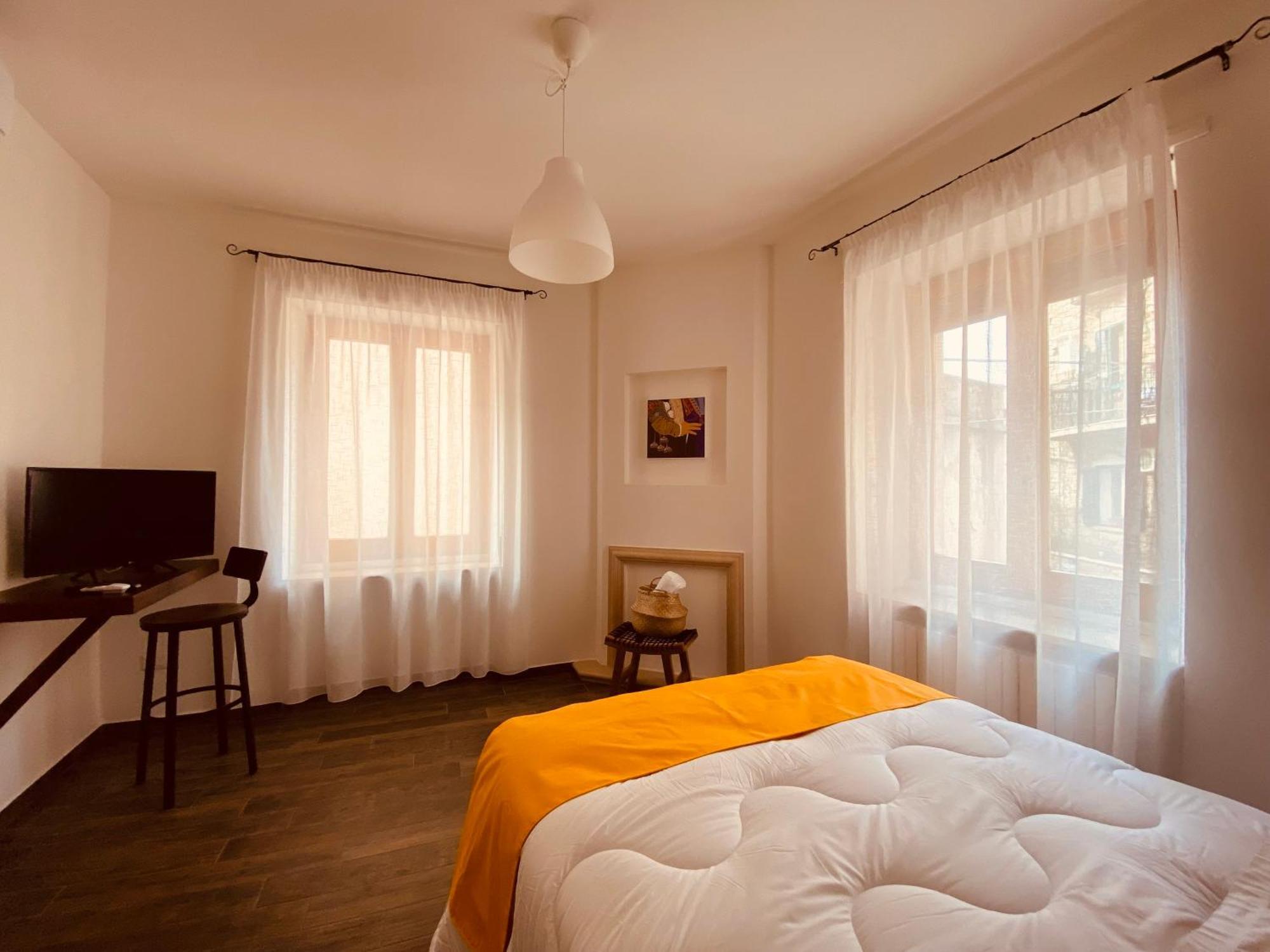 Carrales Guest House นูโอโร ภายนอก รูปภาพ