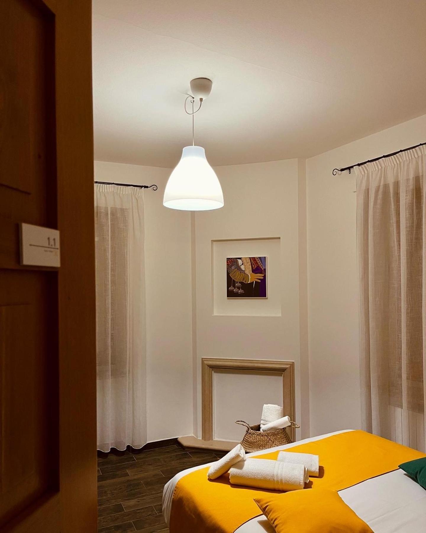 Carrales Guest House นูโอโร ภายนอก รูปภาพ